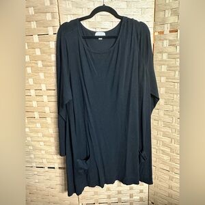 Sz 3X Susan Graver Essentials black tunic top Excellent condition! Dress up/down